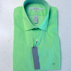 Perry Ellis men's button-down shirt.